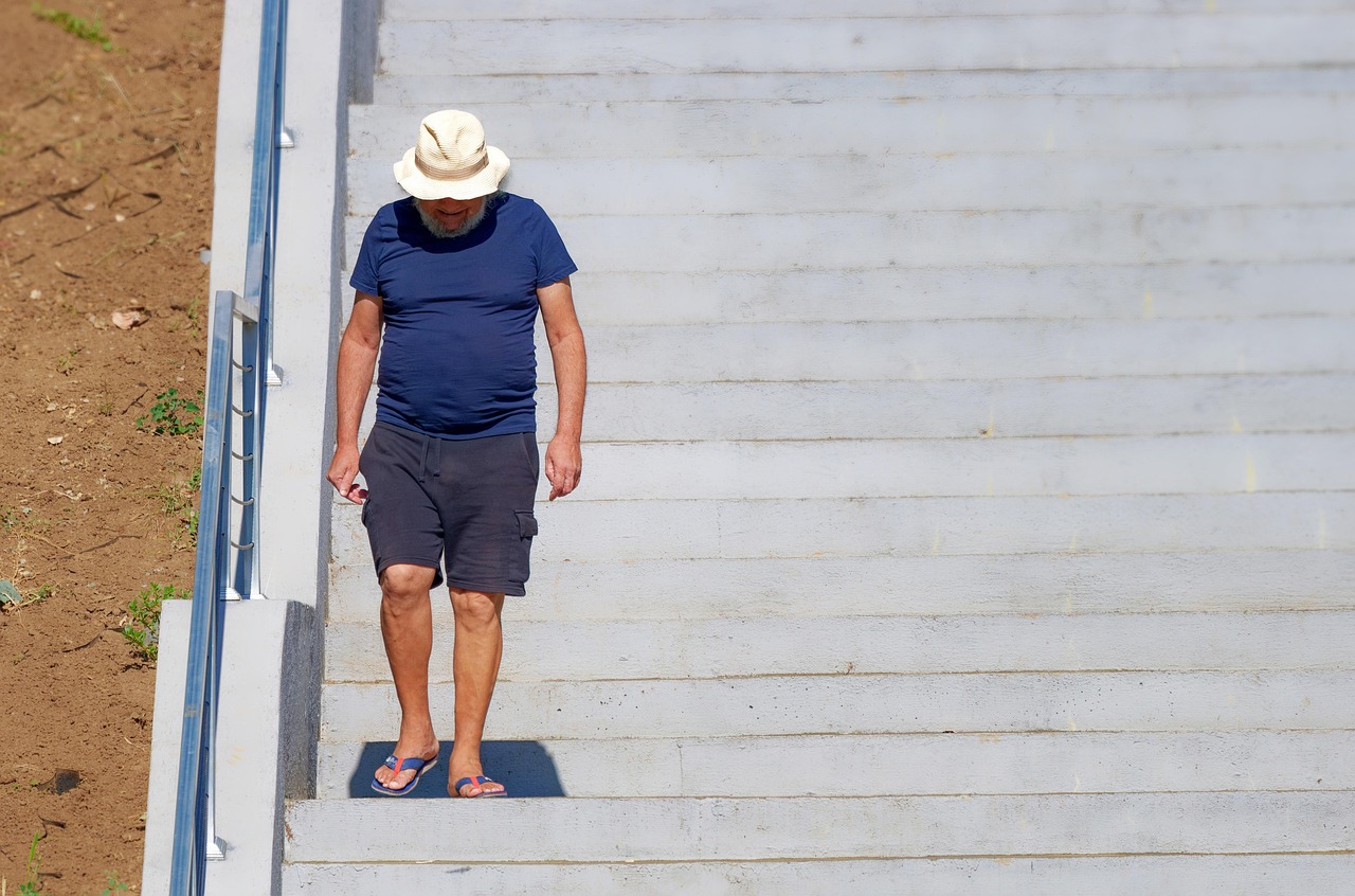 Tout savoir sur les dalles podotactiles : usages, normes et conseils pratiques