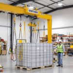 Portique de levage : optimiser votre manutention avec les bons accessoires
