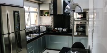 L_inox_utilisé_dans_le_domaine_de_la_décoration_d_intérieur