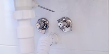 Pourquoi_utiliser_du_matériel_professionnel_puissant_pour_déboucher_vos_canalisations_?